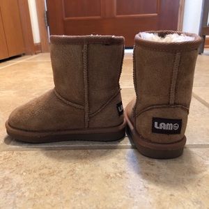 LAMO toddler girl boots